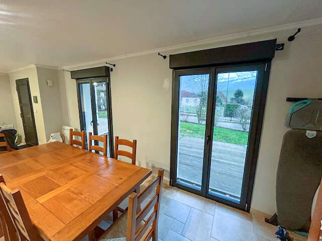 Porte fenêtre gamme hybride - vue intérieur 