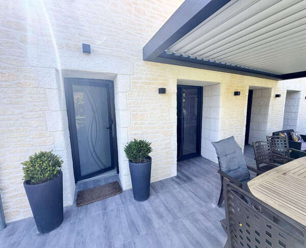 Dépose totale ou rénovation de menuiserie : quelle solution choisir pour votre projet ? 