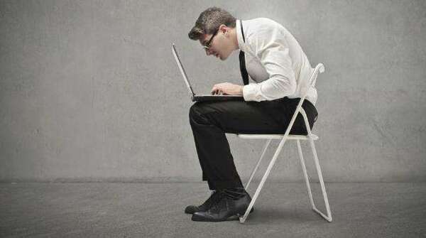 Redressez-vous ! Où Comment notre posture influence notre monde