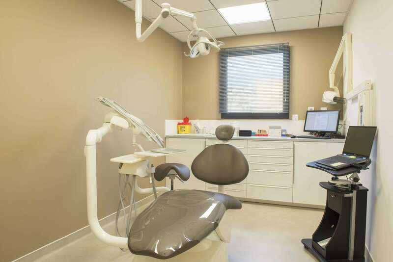 dsc_1134_-_cabinet-min