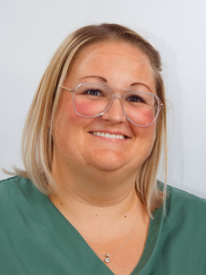 ingrid assistante dentaire qualidiée