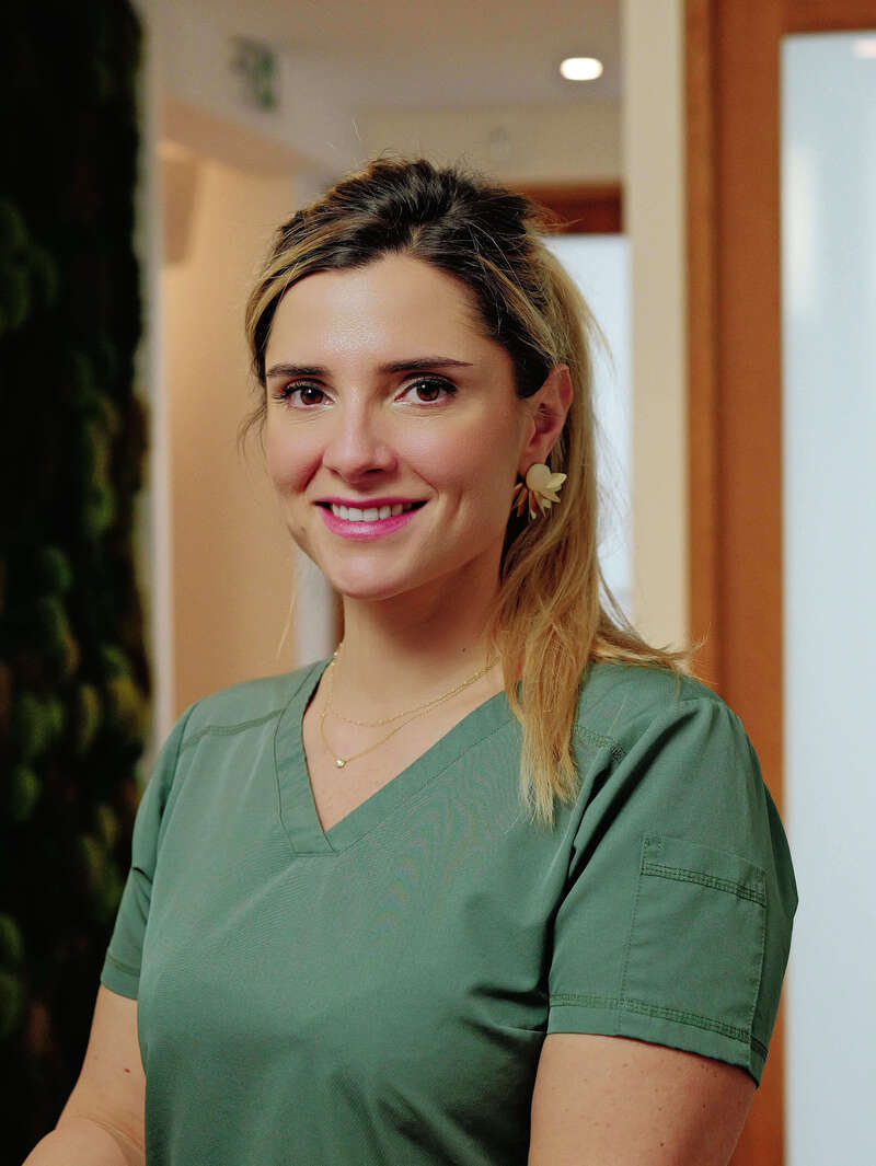 docteur mathilde volle chirurgien dentiste a nimes