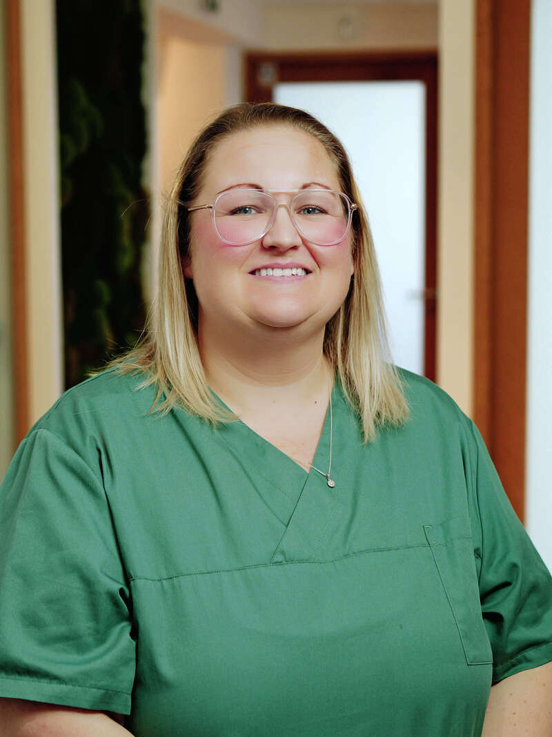 ingrid assistante dentaire qualidiée