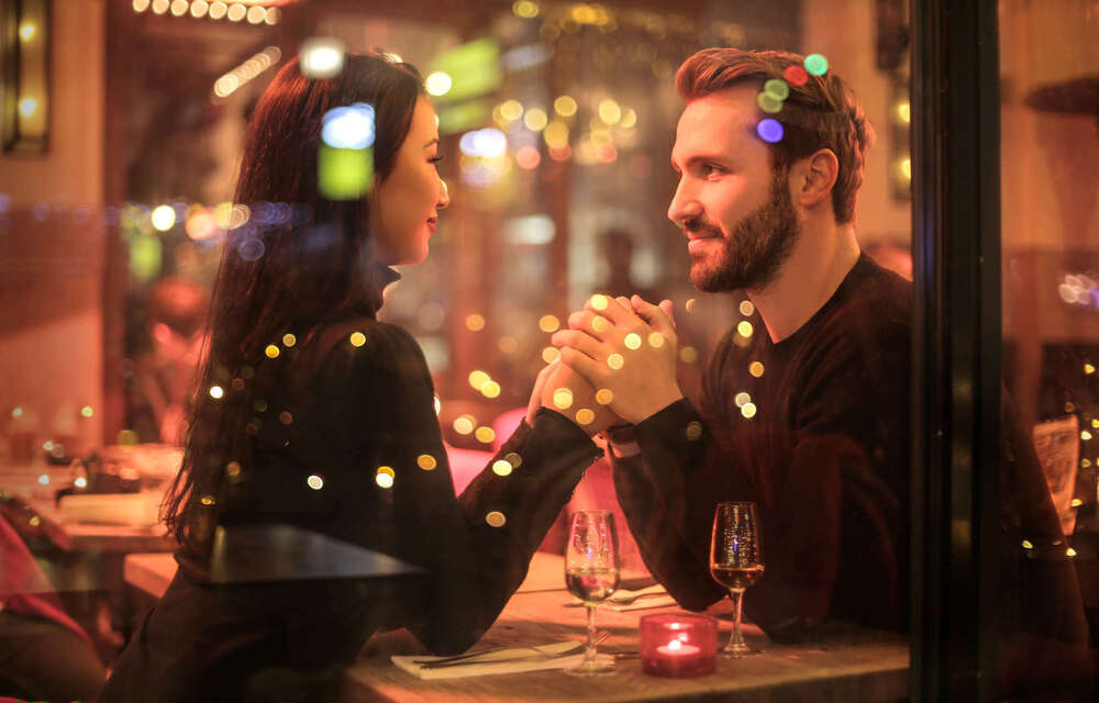 Couple qui peut échanger sereinement en face à face