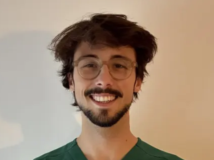 Dr Eliot BLANC, chirurgien-dentiste à Conflans-Sainte-Honorine