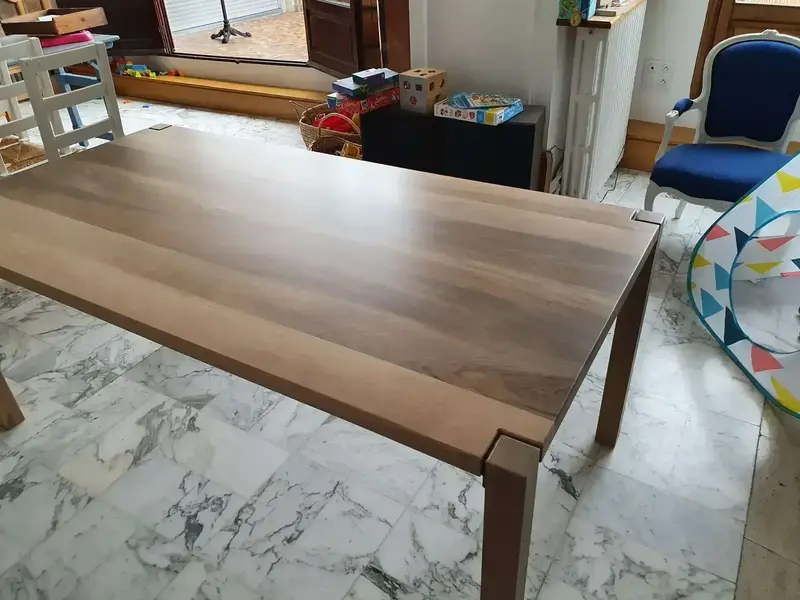 table_a_manger_noyer_de_france