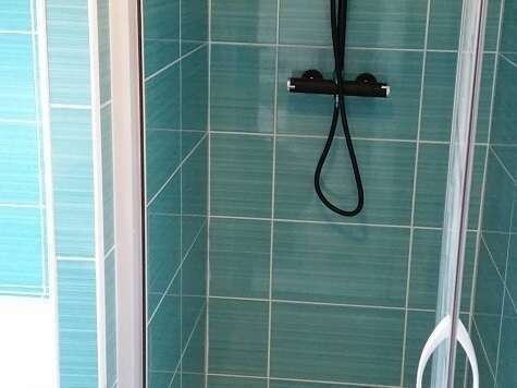 douche_salle_de_bain_verte_photo_2