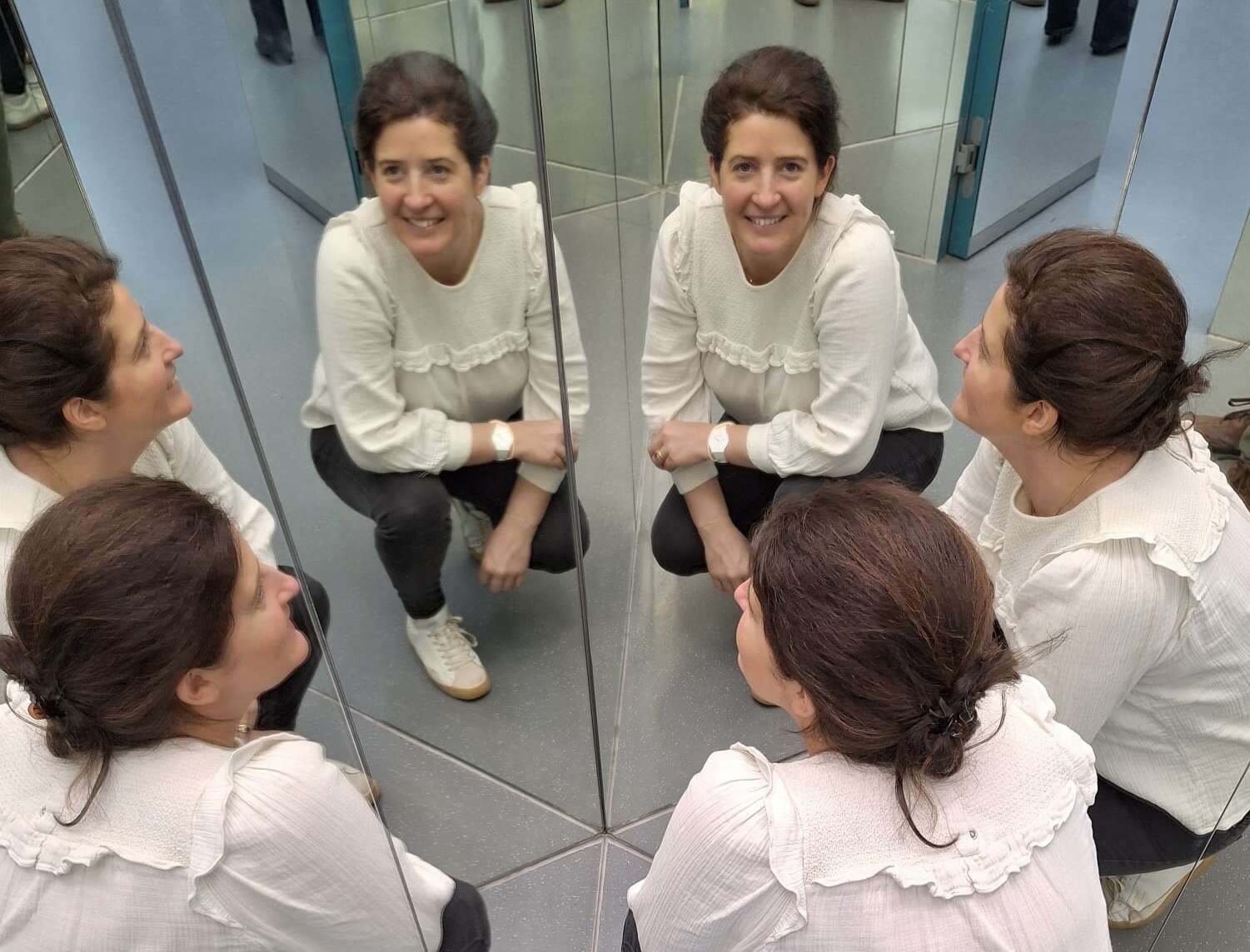 miroirs et coffre-fort pour positionnement professionnel