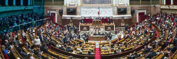 Projet de loi de révision de la Constitution - Reprise de l'examen en hémicycle