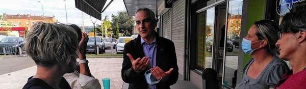 #Grigny - Nocturne au centre commercial du Jayon