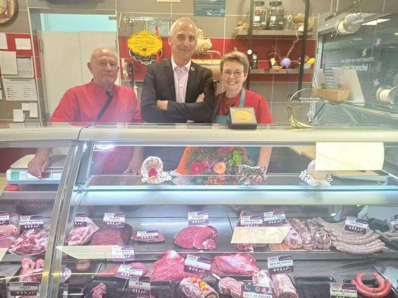 218443323_906154476630176_4986589345066825976_n