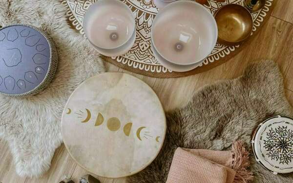 Le Sound Healing : célébration des sens et harmonie cellulaire