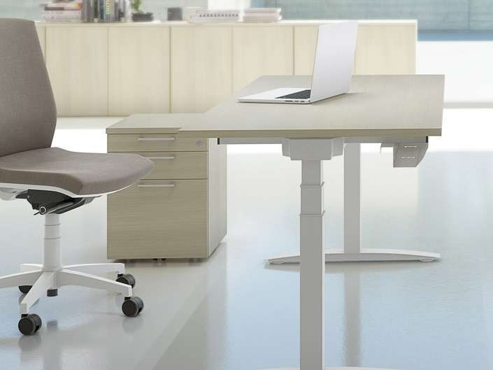 bureau_assis_debout_up_03