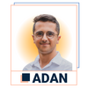 équipe collaborant sur un projet innovant