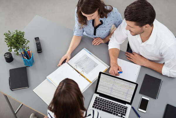 Quelle est la différence entre un Business Plan et un pitch deck ? 