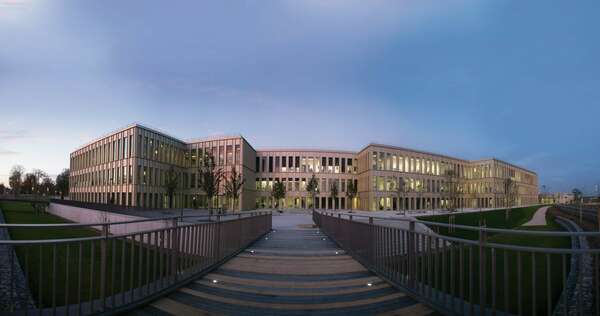 HEC Junior Conseil campus