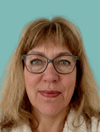 Portrait professionnel d'Ingrid souriante