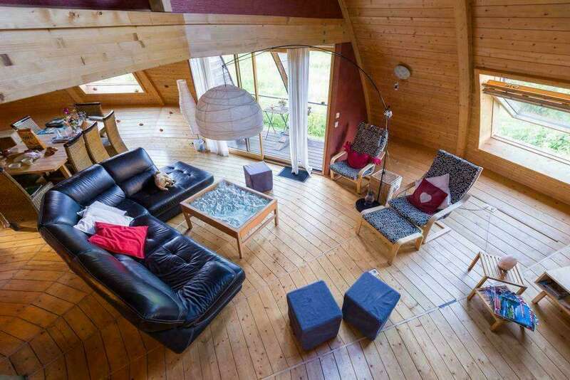 au-dela-des-nuages-salon-2