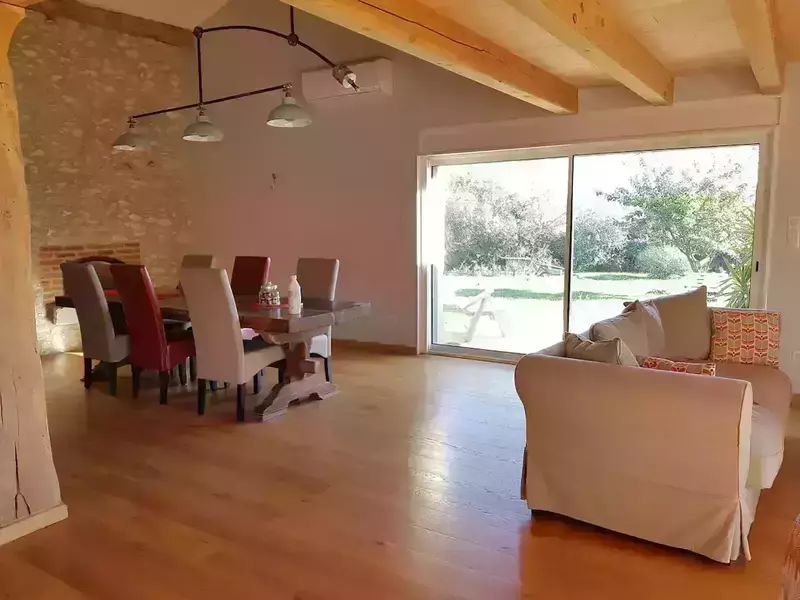 d3c06204-06da-4af6-a22d-0b40019e6be3