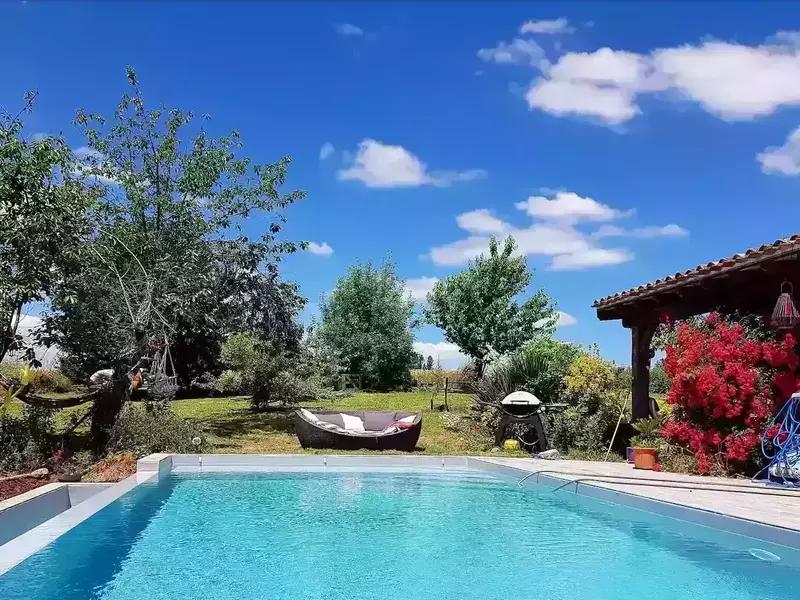 b9bd4808-64df-4416-85a6-64d7ea6211ac