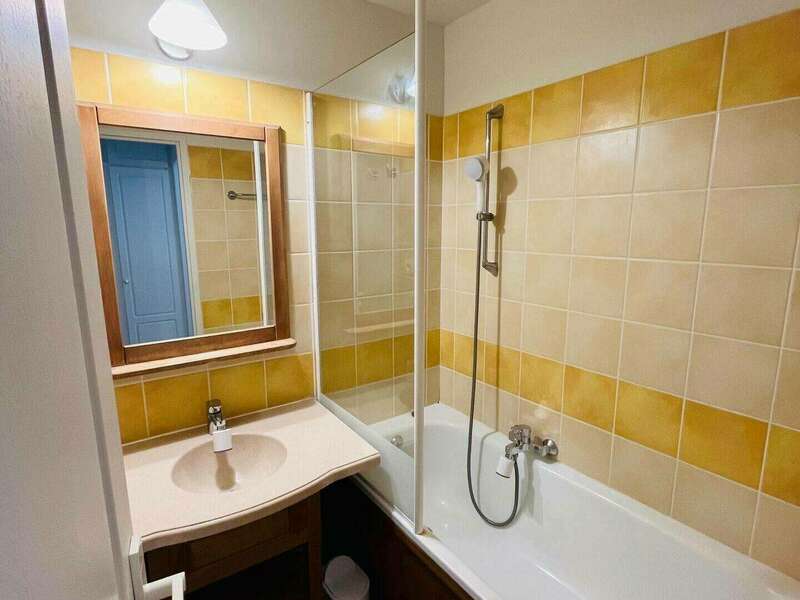 c75ff84d-5a1b-4419-832b-03126853fd85