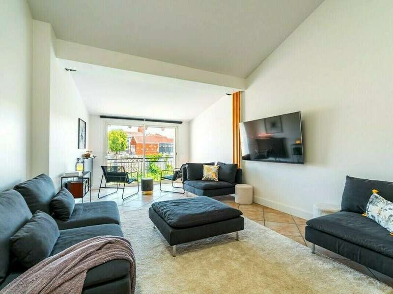 bb350873-662b-4781-ae02-f440550ac39e