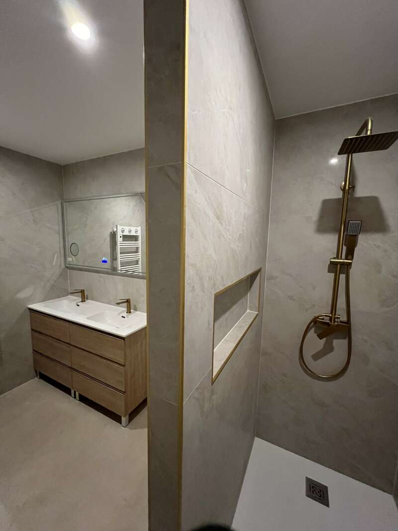 img_161220241015-1314721-gsim1p