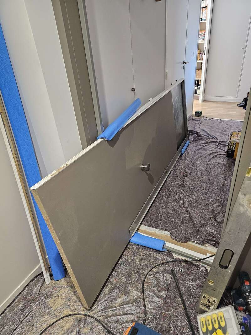 100000384520251003-147732-jmzrlo