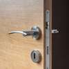 Porte blindée renforcée pour sécurité optimale professionnelle et particulière