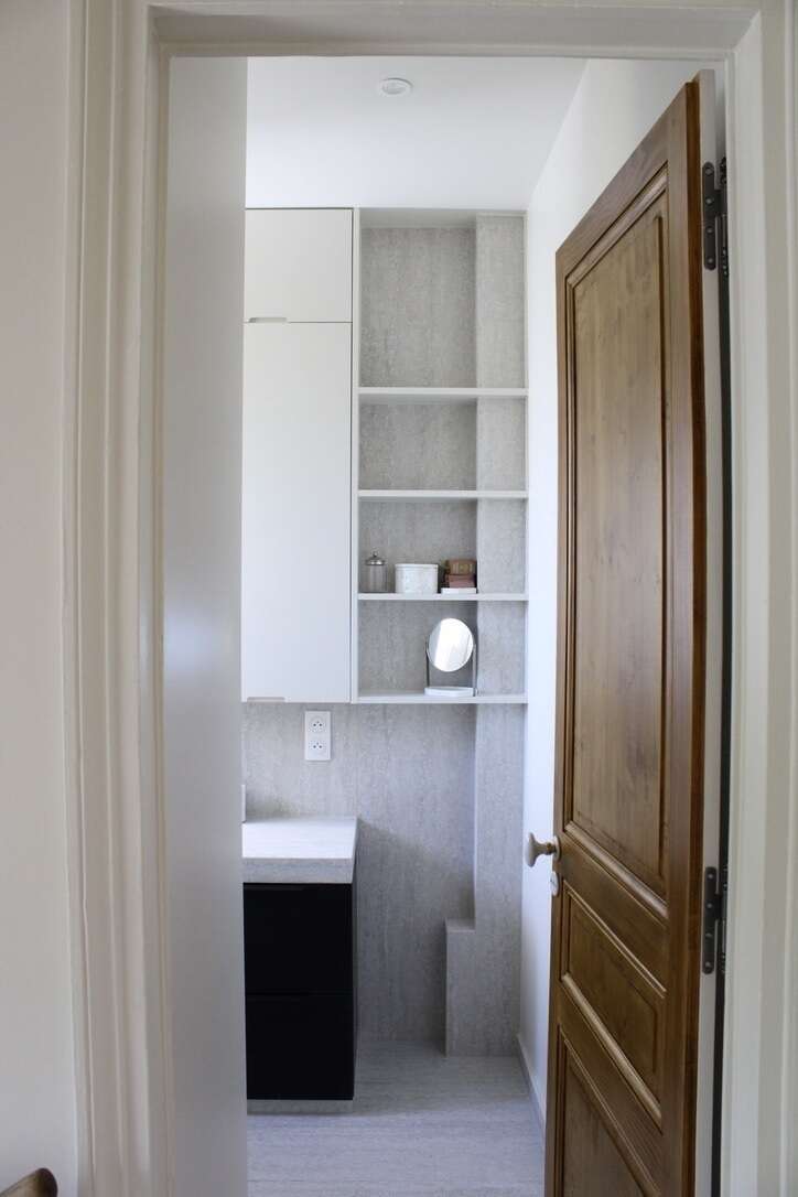 dfe6dfa8-7b26-4c51-9ebc-5e66d44483ba_1_105_c