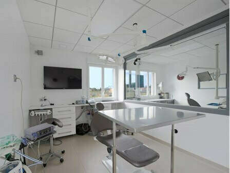 hlxleycaal_1602843945