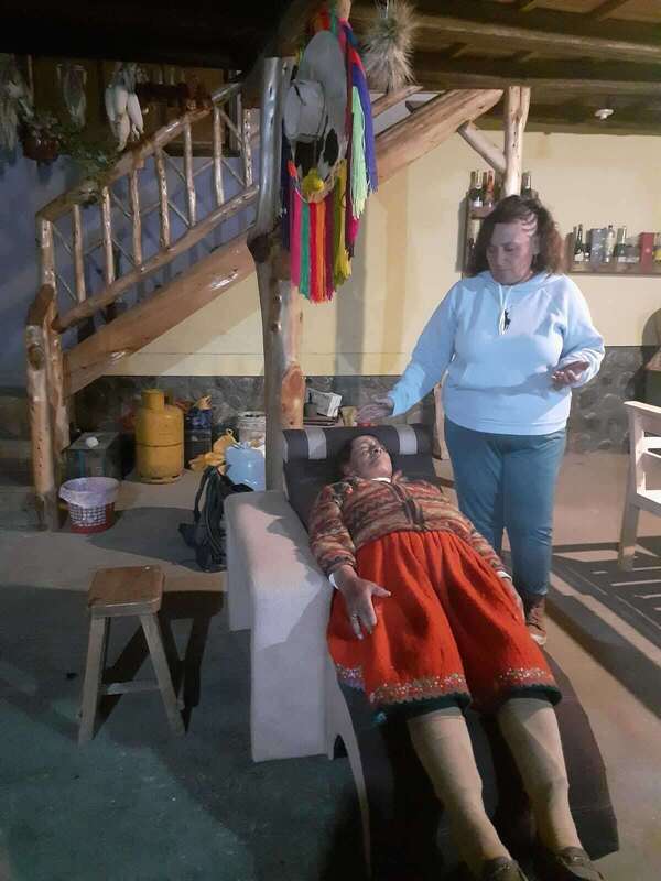 Pourquoi le Magnétiseur utilise-t-il la Radiesthésie ? L’alliance du Ressenti et de la Précision