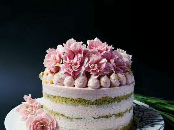 1065715_w564h847cx280cy426