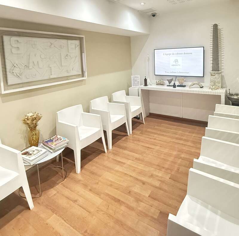 salle_dattente_beige