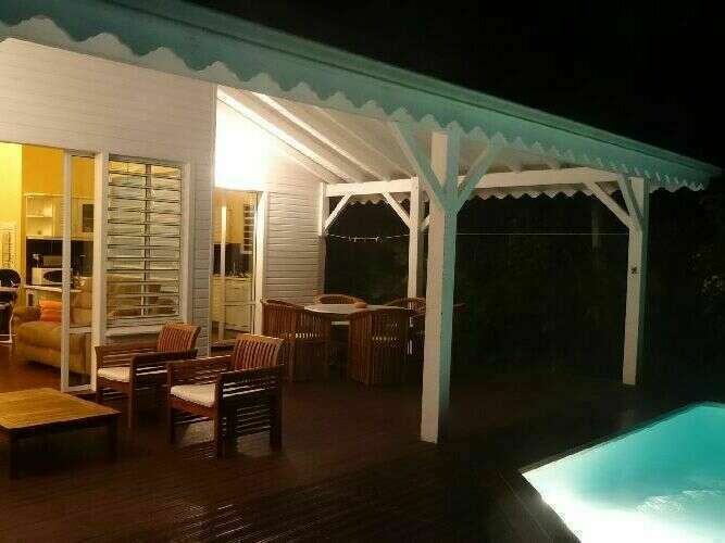 terrasse-villa-courbet-anse-de-nogent