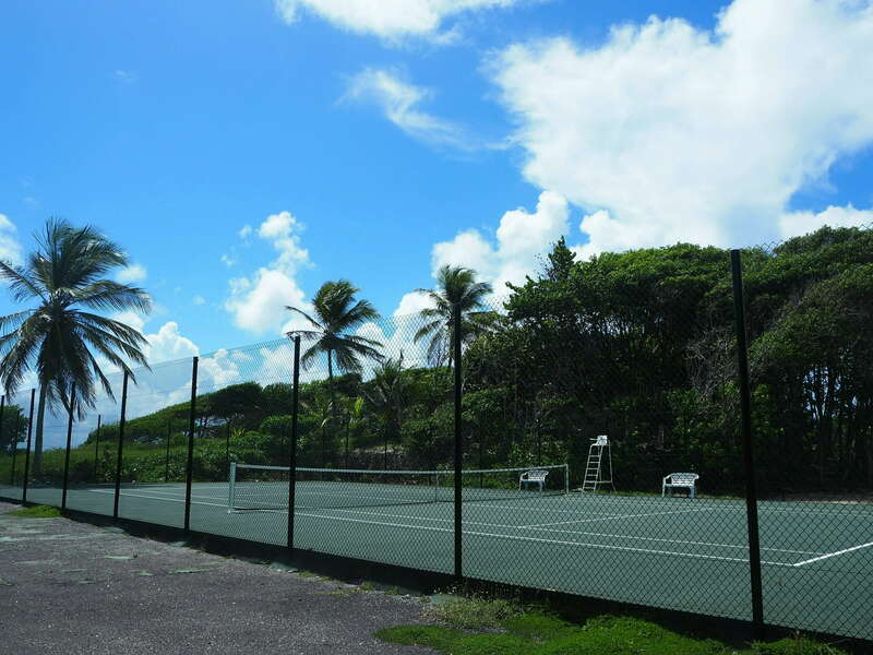 terraine_de_tennis_anse_des_rochers