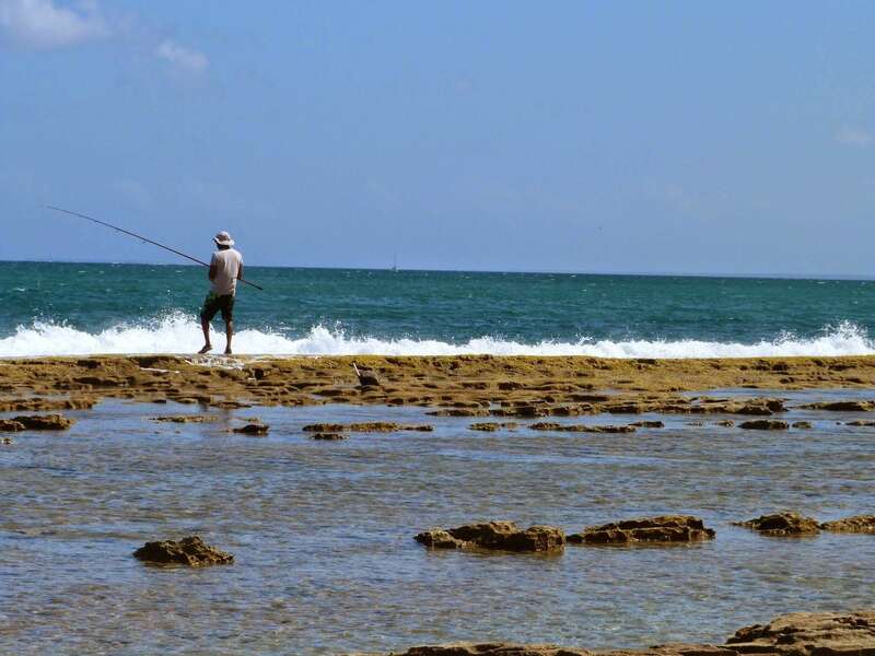 pecheur_anse_de_nogent_vue_des_villas_courbet_et_degas20220801-3296459-45q40p