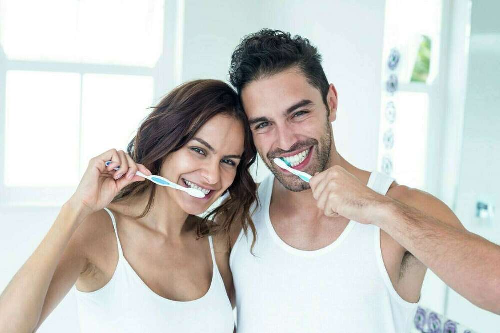 GENCIVES SAINES ET JOLI SOURIRE