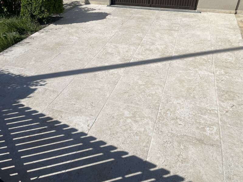 gres-cerame-2cm-novoceram-joint-epoxy-entree-garage-chape-moulins-les-metz-moselle-freitas