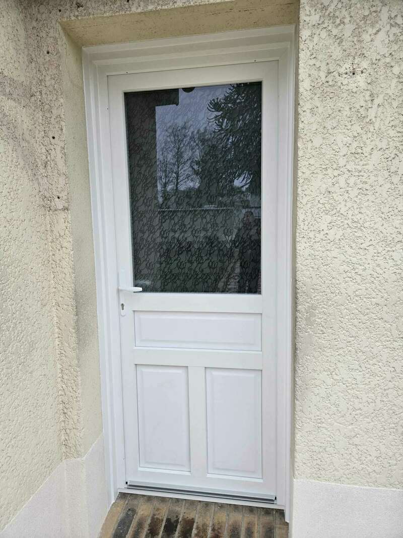 whatsapp_image_2025-04-01_a_12-04-19_a6abd904