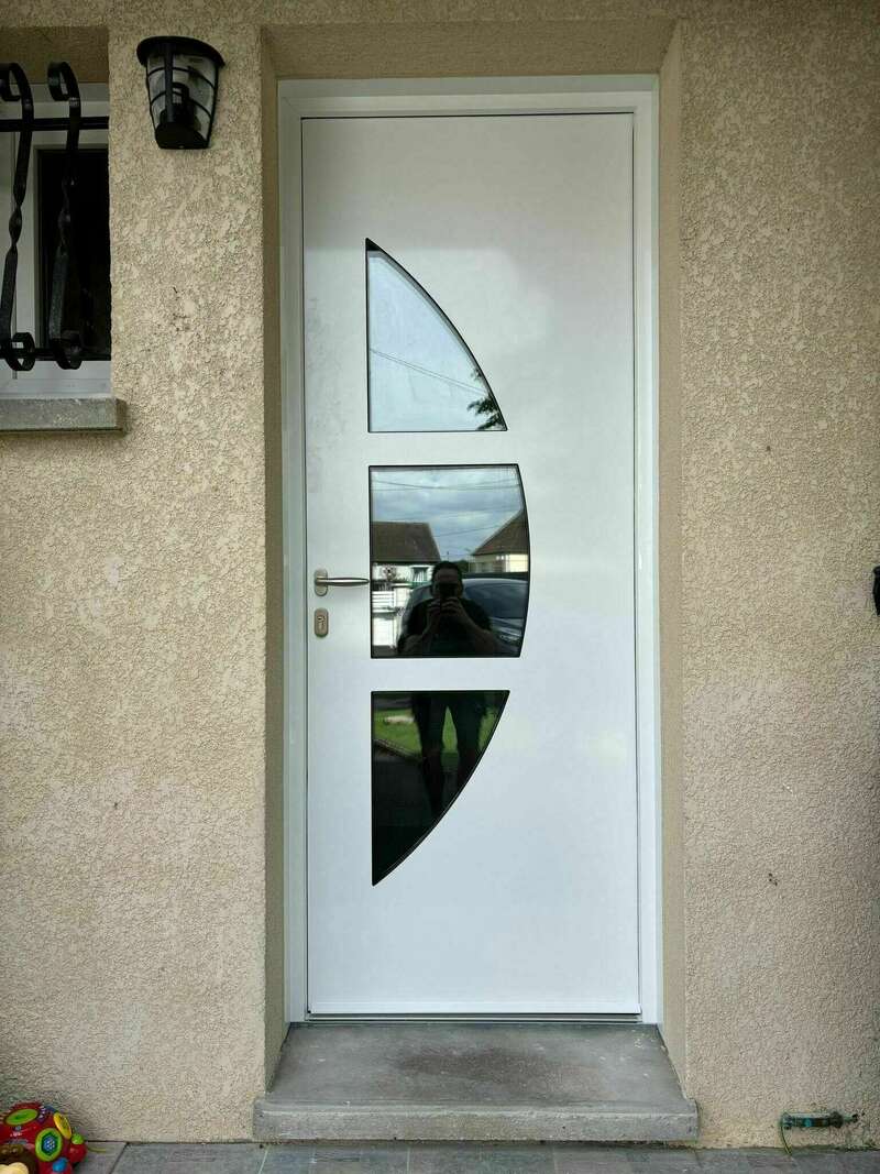 whatsapp_image_2025-05-12_a_16-46-18_b3a77a0e