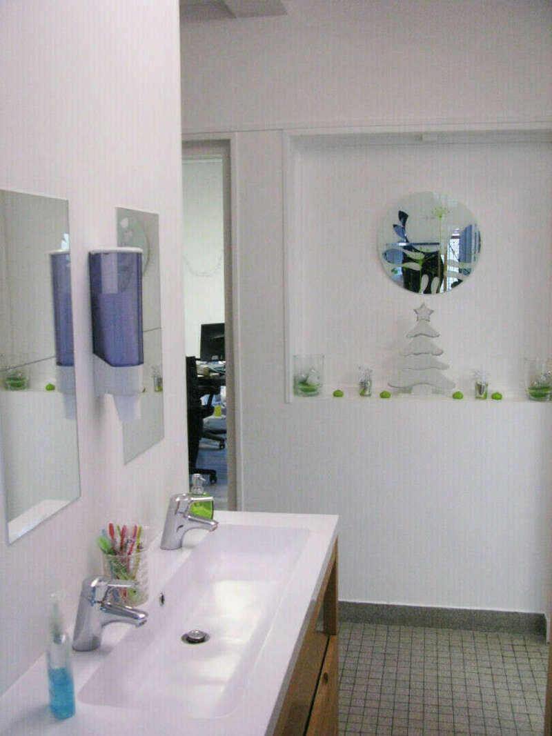 jbe8aqrrm8_1601303146