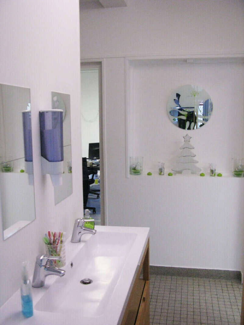 jbe8aqrrm8_1601303146