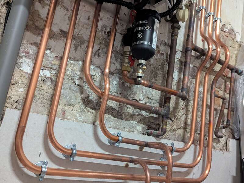 pxl_20251117_16593380620251118-1912143-i8e2si