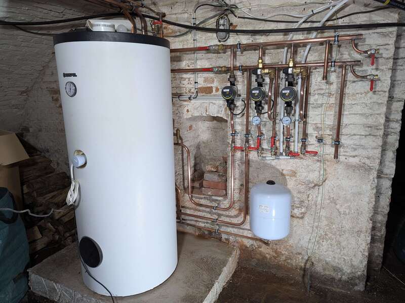 pxl_20250225_14241472620251118-1894927-ce321d