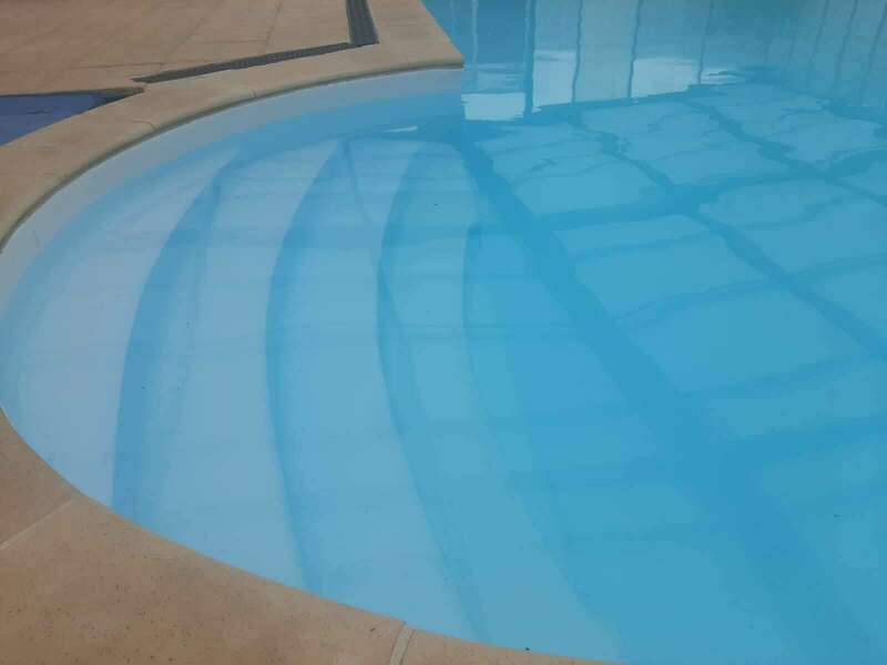 escalier-piscine-dlo-piscines