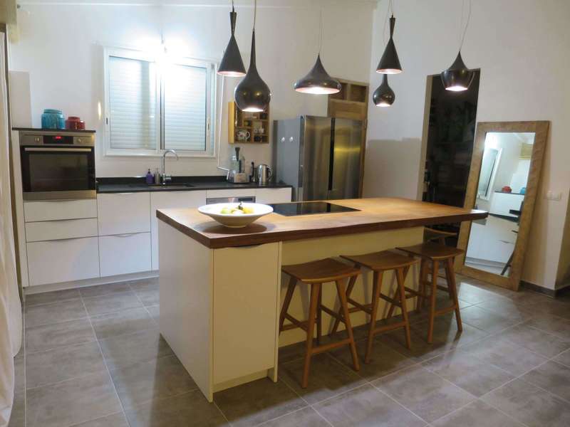 received_1378905995576335