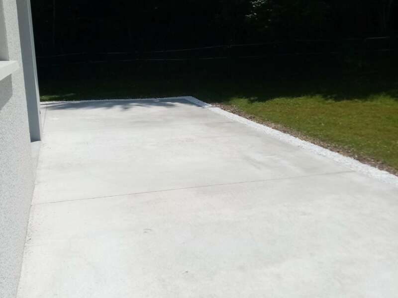 Réalisation de terrasse finition béton brut