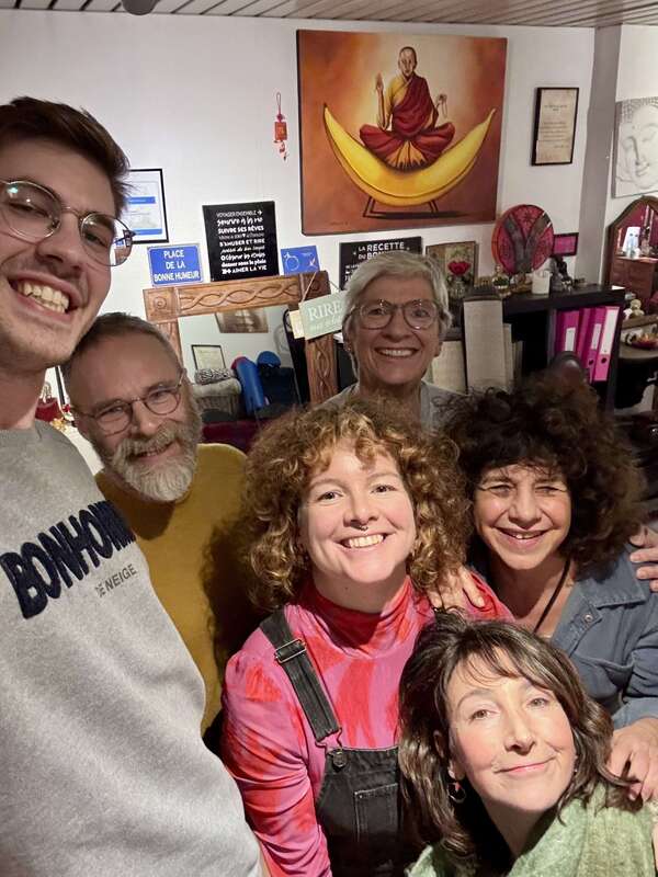  Pourquoi certaines personnes attendent leur atelier théâtre, impro et humour toute la semaine  