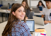 Avec un accompagnement adapté, l’oral redevient possible, et l’élève reprend sa place en classe.